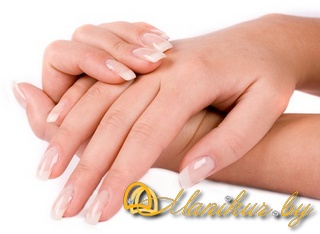 Nails with flower